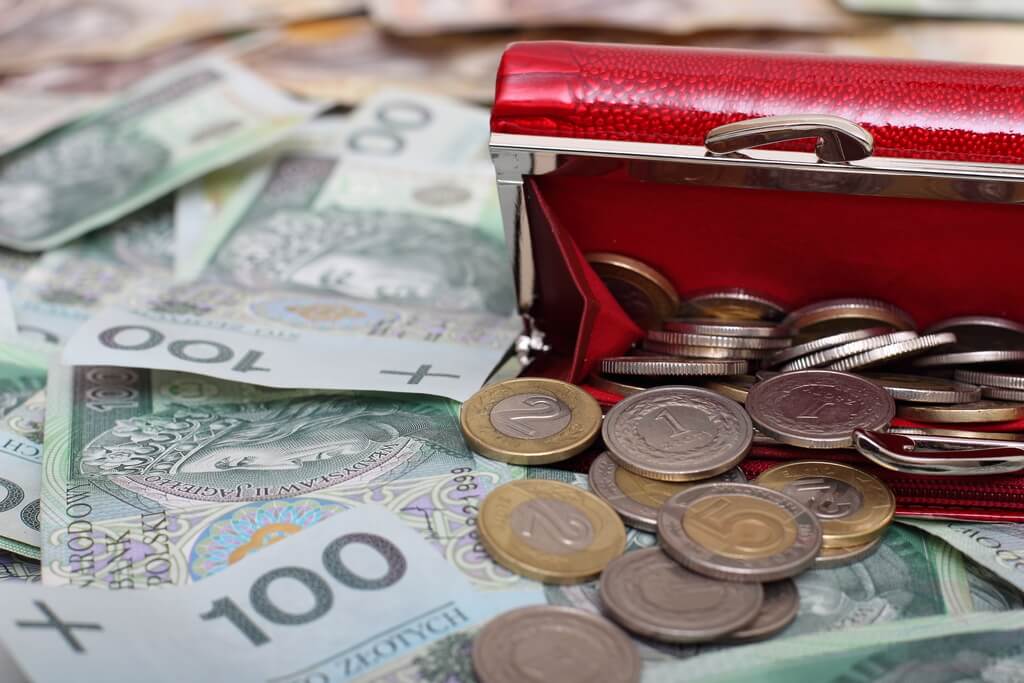 Jak długo trzeba czekać na decyzję o przyznaniu kredytu gotówkowego?